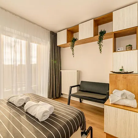 Luxury Landing Apartments Complex Qualis Brasov Exterior photo